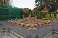 Mini Angkor Wat!