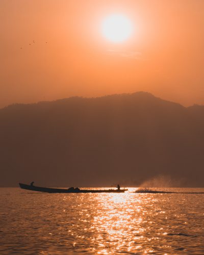 Sunrise at the start of the Inle lake boat trip.