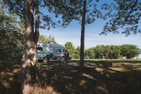 The oceanfront sites at Recompence Shore Campground at Wolfe's Neck Farm are very open.