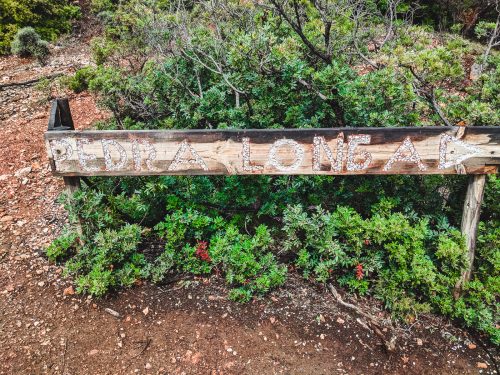 The hike from Santa Maria de Navarra to Pedra Longa