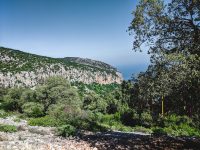 The hike down to Cala Golortitze