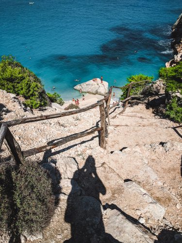 The hike down to Cala Golortitze