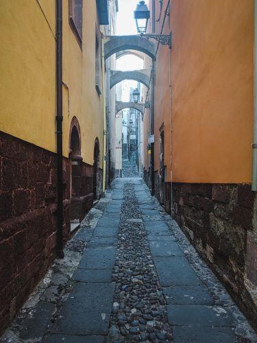 The narrow streets of Bosa