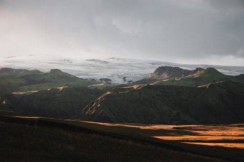 Scenery on the drive between Reynisfjara Beach and Þakgil Campground