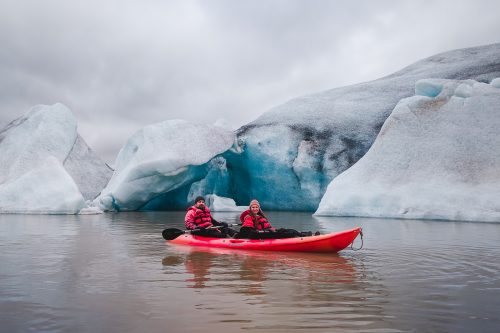 IceGuides kayak tour in Heinabergslon
